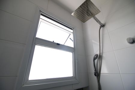 Casa de condomínio à venda com 230m², 3 quartos e 2 vagasBanheiro da Suíte 1