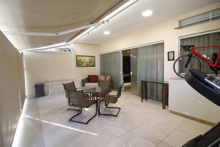 Casa de condomínio à venda com 230m², 3 quartos e 2 vagasvaranda da sala de cinema 