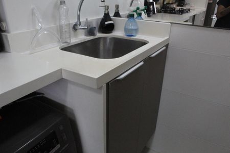 Apartamento à venda com 79m², 2 quartos e 1 vagaÁrea de Serviço