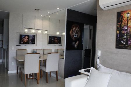 Sala de apartamento à venda com 2 quartos, 79m² em Barra Olímpica, Rio de Janeiro