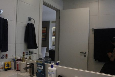 Apartamento à venda com 79m², 2 quartos e 1 vagaBanheiro Social