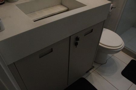 Apartamento à venda com 79m², 2 quartos e 1 vagaBanheiro Social