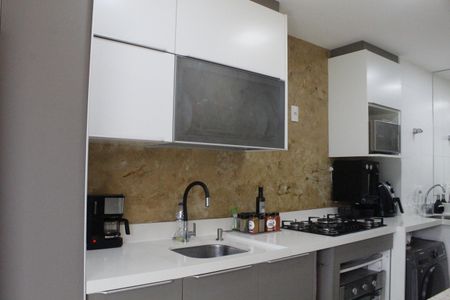Apartamento à venda com 79m², 2 quartos e 1 vagaCozinha