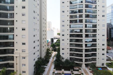 Vista de kitnet/studio à venda com 1 quarto, 28m² em Moema, São Paulo