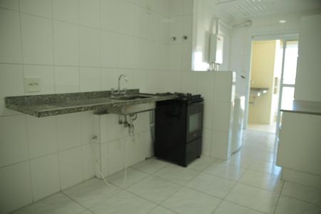 Apartamento à venda com 84m², 3 quartos e 2 vagasCozinha 