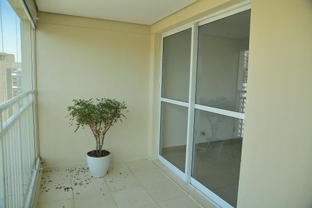 Apartamento à venda com 84m², 3 quartos e 2 vagasVaranda da Sala 