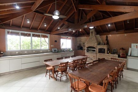 Casa de condomínio para alugar com 500m², 3 quartos e 6 vagasÁrea gourmet