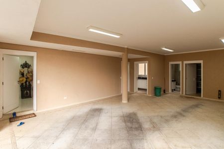 Casa de condomínio para alugar com 500m², 3 quartos e 6 vagasGaragem