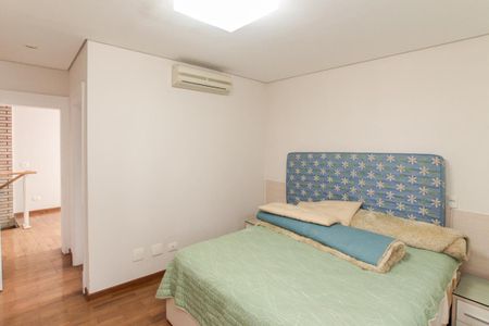 Casa de condomínio para alugar com 500m², 3 quartos e 6 vagasSuíte 2