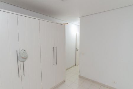 Casa de condomínio para alugar com 500m², 3 quartos e 6 vagasQuarto de Serviço