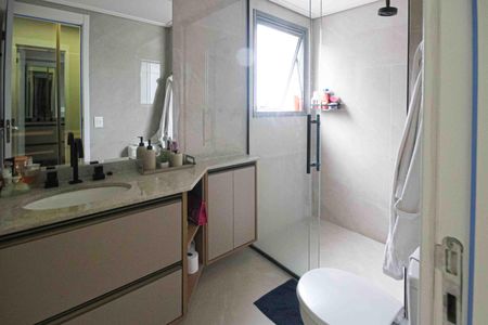 Apartamento à venda com 121m², 3 quartos e 2 vagas Apartamento à venda com 121m², 3 quartos e 2 vagasBanheiro da Suite 02