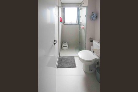 Apartamento à venda com 121m², 3 quartos e 2 vagasBanheiro da Suite