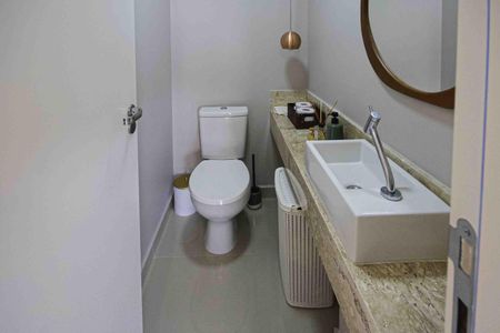 Apartamento à venda com 121m², 3 quartos e 2 vagas Apartamento à venda com 121m², 3 quartos e 2 vagasLavabo