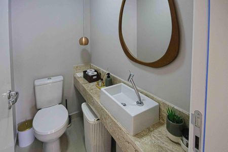 Apartamento à venda com 121m², 3 quartos e 2 vagas Apartamento à venda com 121m², 3 quartos e 2 vagasLavabo