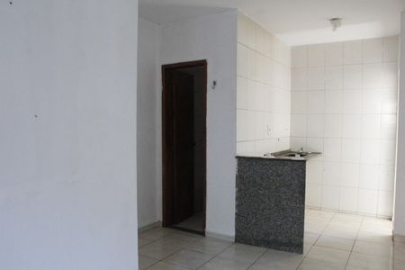 Sala de casa de condomínio para alugar com 2 quartos, 52m² em Jacarepaguá, Rio de Janeiro