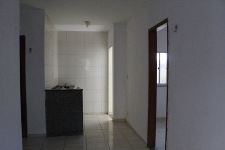 Sala de casa de condomínio para alugar com 2 quartos, 52m² em Jacarepaguá, Rio de Janeiro