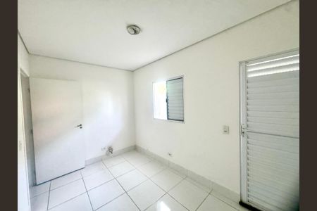 Quarto de kitnet/studio para alugar com 1 quarto, 30m² em Parque Continental Ii, Guarulhos