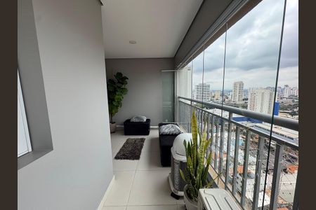 Apartamento à venda com 95m², 3 quartos e 2 vagasVaranda