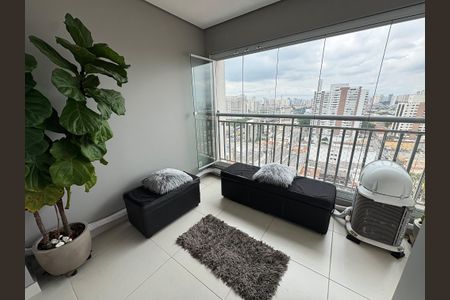 Apartamento à venda com 95m², 3 quartos e 2 vagasVaranda
