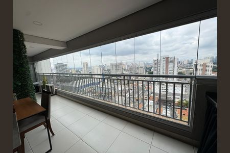 Apartamento à venda com 95m², 3 quartos e 2 vagasVaranda