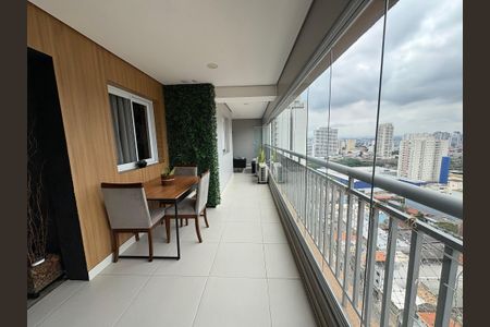 Apartamento à venda com 95m², 3 quartos e 2 vagasVaranda