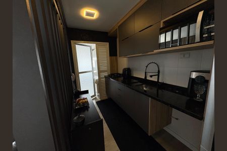 Apartamento à venda com 95m², 3 quartos e 2 vagasCozinha