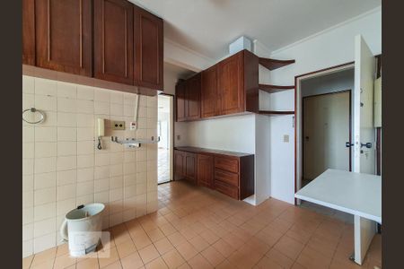 Apartamento para alugar com 130m², 3 quartos e 1 vaga Apartamento para alugar com 130m², 3 quartos e 1 vagaCozinha
