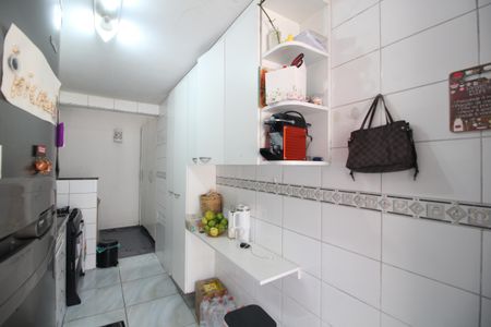 Casa de condomínio para alugar com 220m², 3 quartos e 1 vagaCozinha