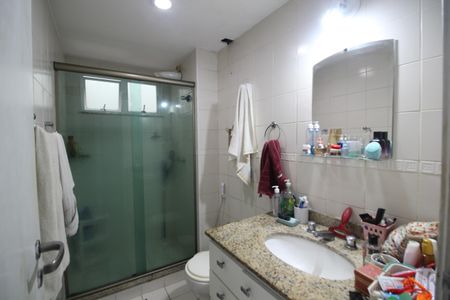 Casa de condomínio para alugar com 220m², 3 quartos e 1 vagaQuarto 2 - Suíte