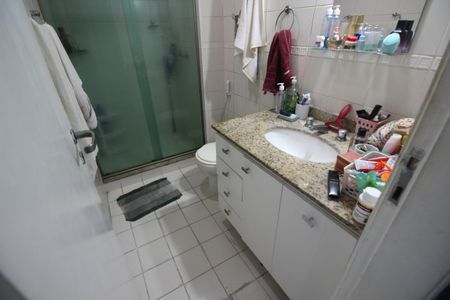 Casa de condomínio para alugar com 220m², 3 quartos e 1 vagaQuarto 2 - Suíte