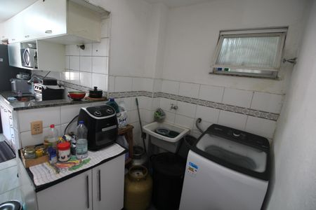 Casa de condomínio para alugar com 220m², 3 quartos e 1 vagaÁrea de Serviço