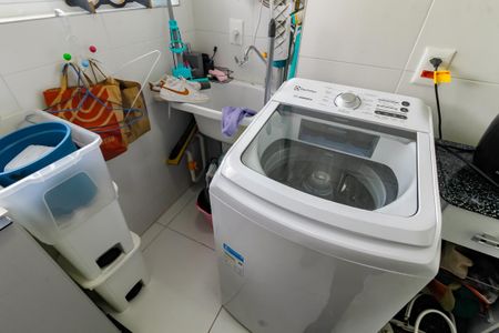 Apartamento à venda com 73m², 2 quartos e 1 vaga Apartamento à venda com 73m², 2 quartos e 1 vagaÁrea de Serviço
