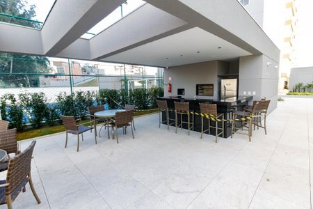 Apartamento à venda com 73m², 2 quartos e 1 vaga Apartamento à venda com 73m², 2 quartos e 1 vagaÁrea comum - Churrasqueira