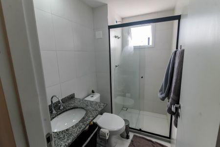 Apartamento à venda com 73m², 2 quartos e 1 vaga Apartamento à venda com 73m², 2 quartos e 1 vagaBanheiro Corredor