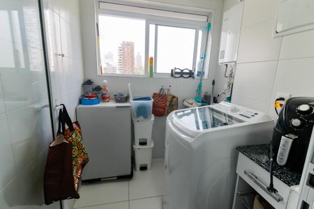 Apartamento à venda com 73m², 2 quartos e 1 vaga Apartamento à venda com 73m², 2 quartos e 1 vagaÁrea de Serviço