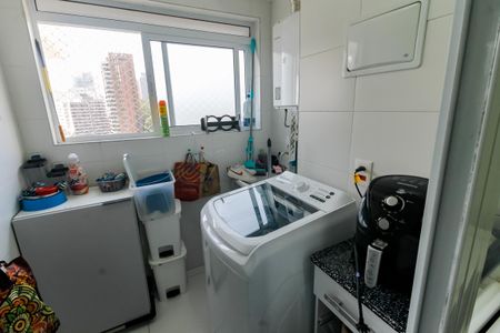 Apartamento à venda com 73m², 2 quartos e 1 vaga Apartamento à venda com 73m², 2 quartos e 1 vagaÁrea de Serviço