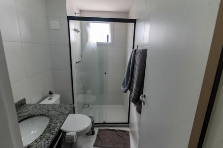 Apartamento à venda com 73m², 2 quartos e 1 vaga Apartamento à venda com 73m², 2 quartos e 1 vagaBanheiro Corredor