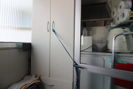 Apartamento à venda com 72m², 3 quartos e 1 vagaÁrea de Serviço