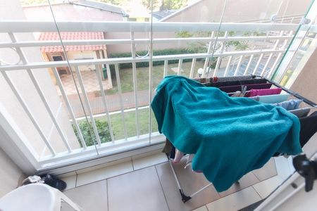 Varanda Sala de apartamento para alugar com 2 quartos, 48m² em Vila Carmosina, São Paulo