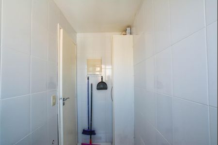 Apartamento à venda com 88m², 3 quartos e 2 vagas Apartamento à venda com 88m², 3 quartos e 2 vagasÁrea de Serviço
