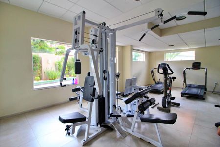 Apartamento à venda com 88m², 3 quartos e 2 vagas Apartamento à venda com 88m², 3 quartos e 2 vagasÁrea comum - Academia