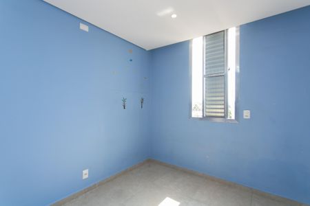 Quarto 2 de apartamento para alugar com 2 quartos, 56m² em Itaquera, São Paulo