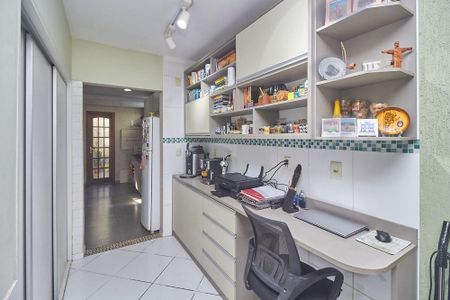 Sala  de casa de condomínio para alugar com 2 quartos, 84m² em Morro Santana, Porto Alegre