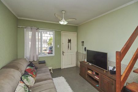 Sala  de casa de condomínio para alugar com 2 quartos, 84m² em Morro Santana, Porto Alegre