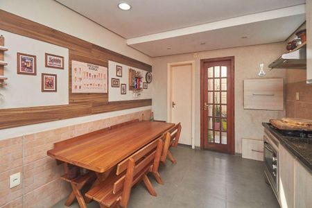 Cozinha de casa de condomínio para alugar com 2 quartos, 84m² em Morro Santana, Porto Alegre