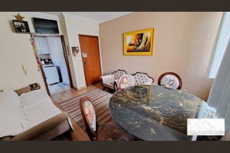 Apartamento à venda com 3 quartos, 62m² em Heliópolis, Belo Horizonte