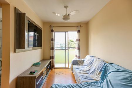 Sala de apartamento para alugar com 2 quartos, 62m² em Conceicao, Osasco