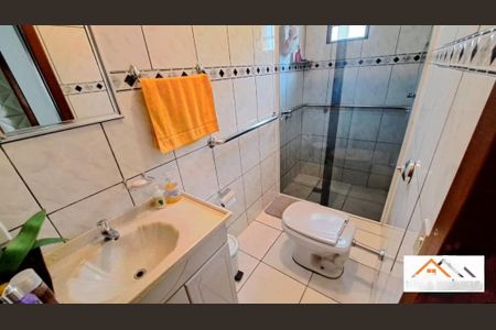 Casa à venda com 263m², 4 quartos e 2 vagas