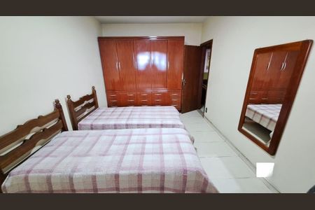 Casa à venda com 4 quartos, 263m² em São João Batista, Belo Horizonte