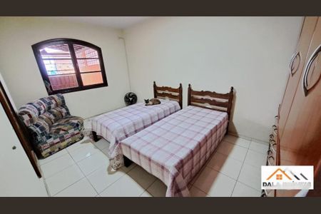 Casa à venda com 263m², 4 quartos e 2 vagas